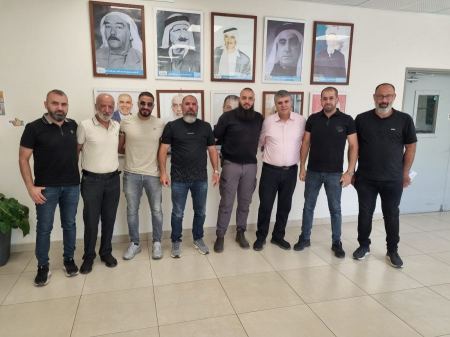 بيان مشترك لبلدية ام الفحم واللجنة المصغرة عن تجّار المدينة وأصحاب المصالح بشأن ضريبة اللافتات